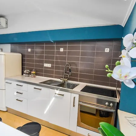 Rory Apartment