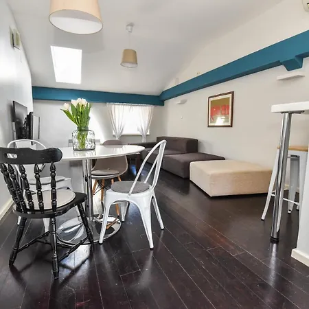 Rory Apartment