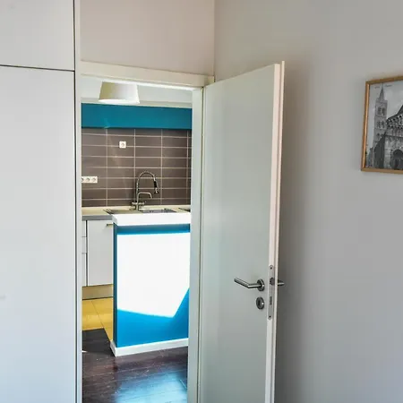 Rory Apartment